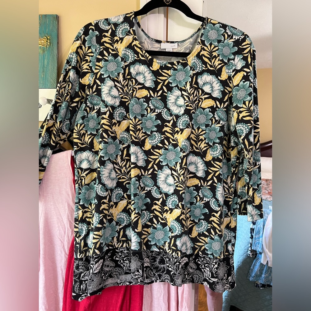 J Jill top 3/4 sleeves Womens M blues black white turquoise